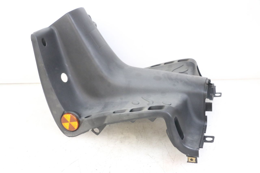 photo de INNER FAIRING PEUGEOT SPEEDFIGHT 100 (1997 - 2007) - Fixing points details