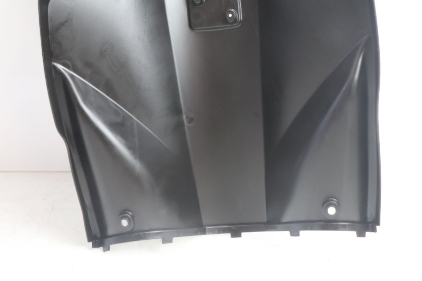 photo de INNER LEGSHIELD PEUGEOT STREETZONE NAKED 2T 50 (2014 - 2018) - Focus on structure