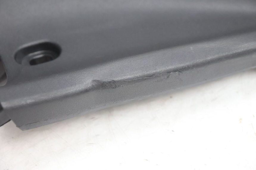 photo de INNER LEGSHIELD PEUGEOT STREETZONE NAKED 2T 50 (2014 - 2018) - Checked used part