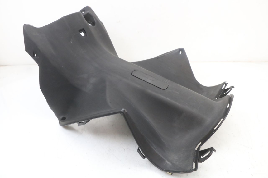 photo de INNER LEGSHIELD KYMCO SUPER 8 4T 50 (2018 - 2020) - Alternative perspective