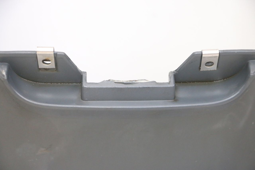 photo de INNER LEGSHIELD PIAGGIO SUPER LX 125 (2000 - 2003) - Zoom on usage condition