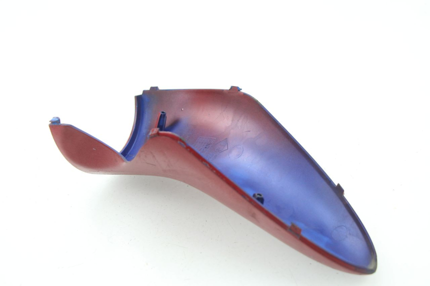 photo de INNER LEGSHIELD UPPER PEUGEOT LOOXOR 50 (2001 - 2004) - Zoom on usage condition