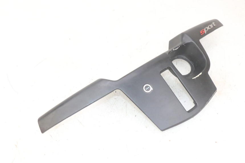 photo de INNER LEGSHIELD UPPER PIAGGIO MP3 HPE 300 (2019 - 2026) - Main view