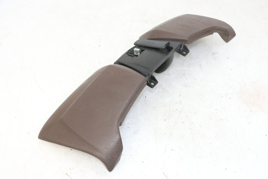 photo de UPPER INNER FAIRING PIAGGIO MP3 500 (2014 - 2017) - Zoom on usage condition