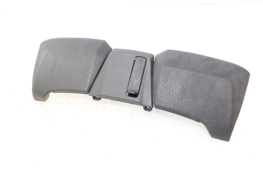photo de INNER LEGSHIELD UPPER PIAGGIO MP3 500 (2016 - 2018) - Main view