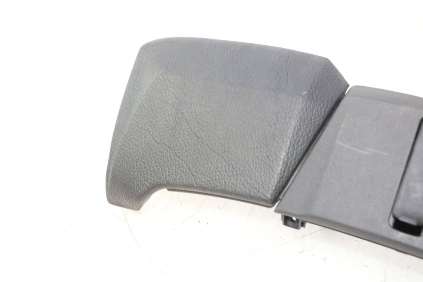photo de INNER LEGSHIELD UPPER PIAGGIO MP3 500 (2016 - 2018) - Markings and original references