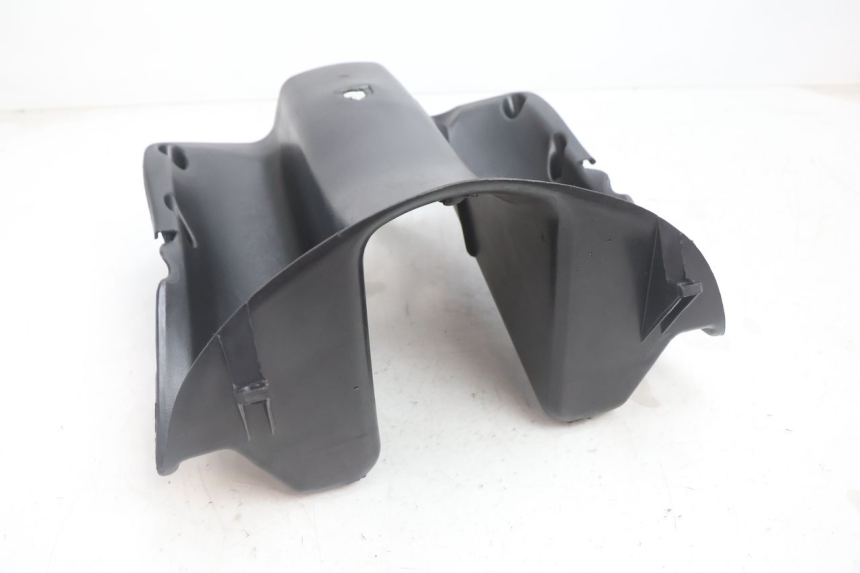 photo de INNER LEGSHIELD UPPER TNT MOTOR ROMA 12' 2T 50 (2007 - 2018) - Technical close-up