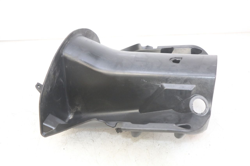photo de UPPER INNER FAIRING PEUGEOT V-CLIC VCLIC 50 (2007 - 2013) - Alternative perspective
