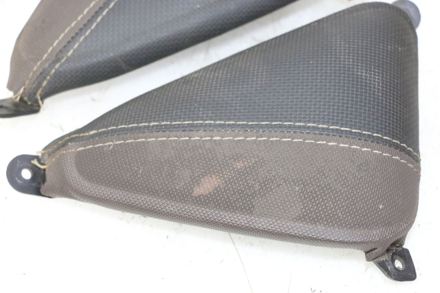 photo de INNER LEGSHIELD UPPER YAMAHA X-MAX XMAX 125 (2010 - 2013) - Technical close-up