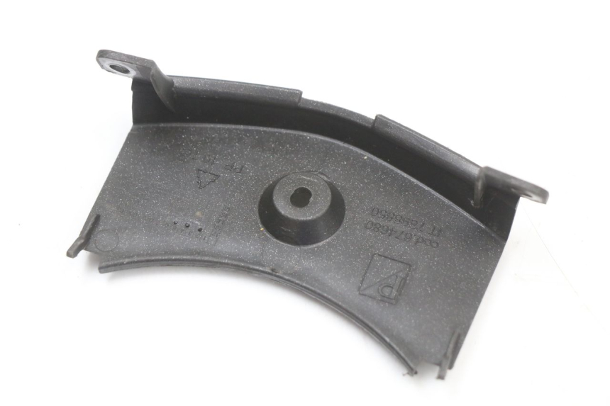 photo de UPPER INNER FAIRING PIAGGIO X10 125 (2012 - 2017) - Alternative perspective