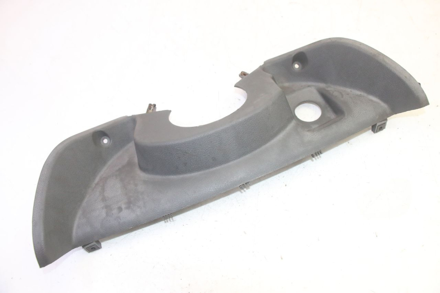 photo de INNER LEGSHIELD UPPER YAMAHA YP MAJESTY 125 (2002 - 2006) - Main view