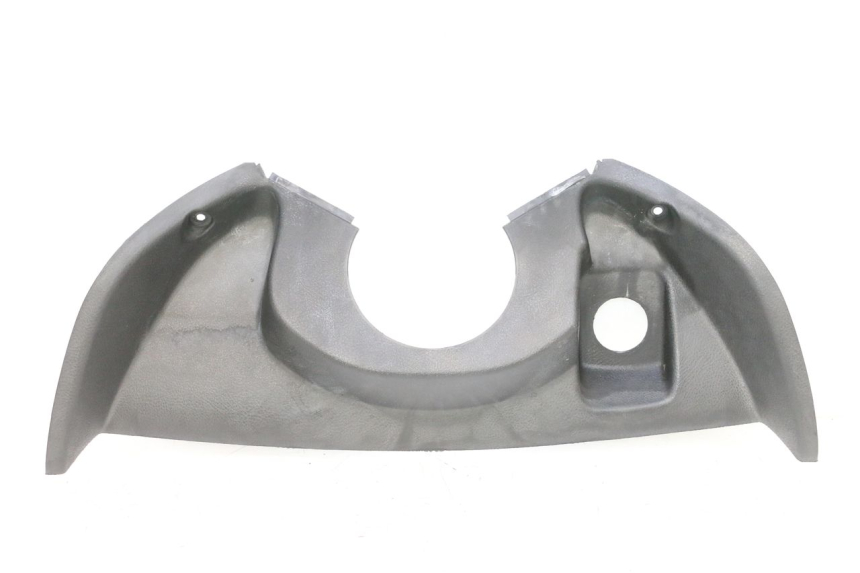 photo de INNER LEGSHIELD UPPER YAMAHA YP MAJESTY 125 (1998 - 2001) - Main view