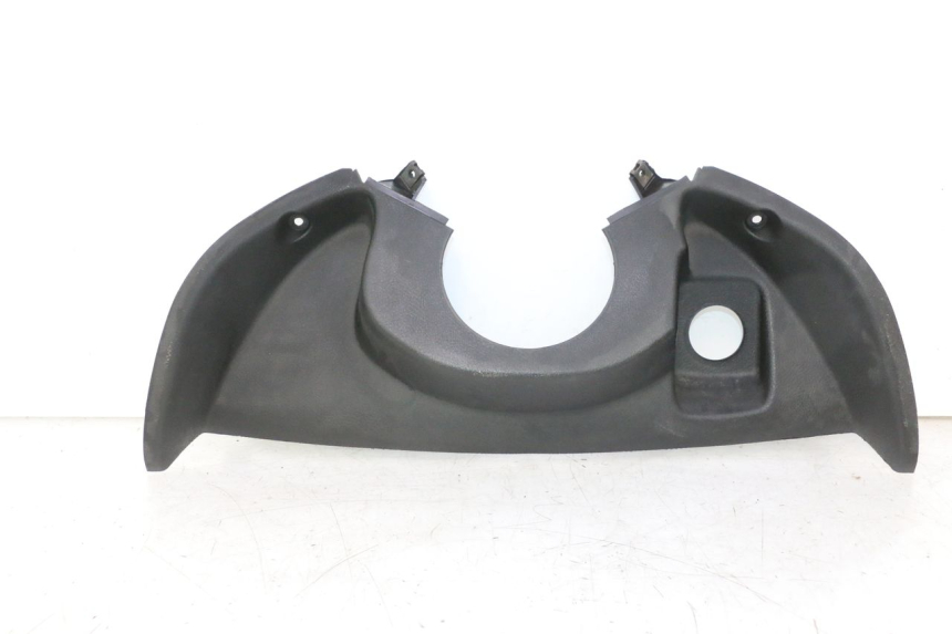 photo de INNER LEGSHIELD UPPER YAMAHA YP MAJESTY 125 (2002 - 2006) - Main view