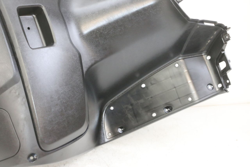 photo de INNER LEGSHIELD SUZUKI BURGMAN 125 (2018 - 2021) - Alternative angle