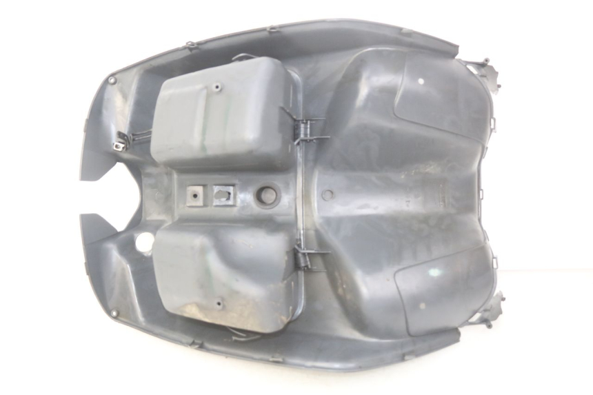 photo de INNER FAIRING PEUGEOT SV 125 (1991 - 1994) - Component detail