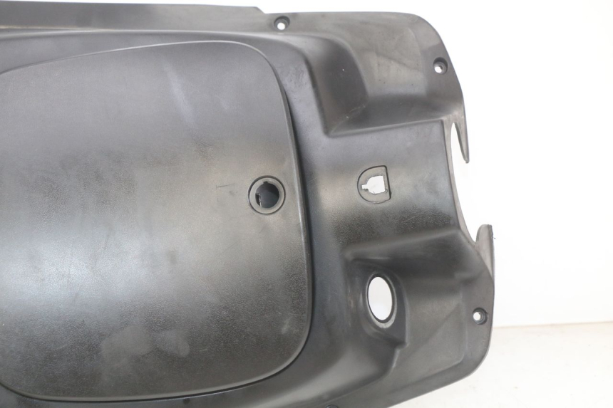 photo de INNER FAIRING SYM SYMPHONY 125 (2009 - 2015) - High-resolution close-up