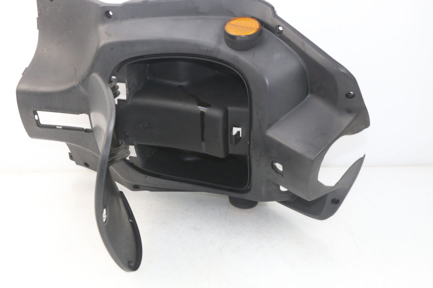 photo de INNER LEGSHIELD SYM SYMPHONY 50 (2009 - 2015) - Component detail