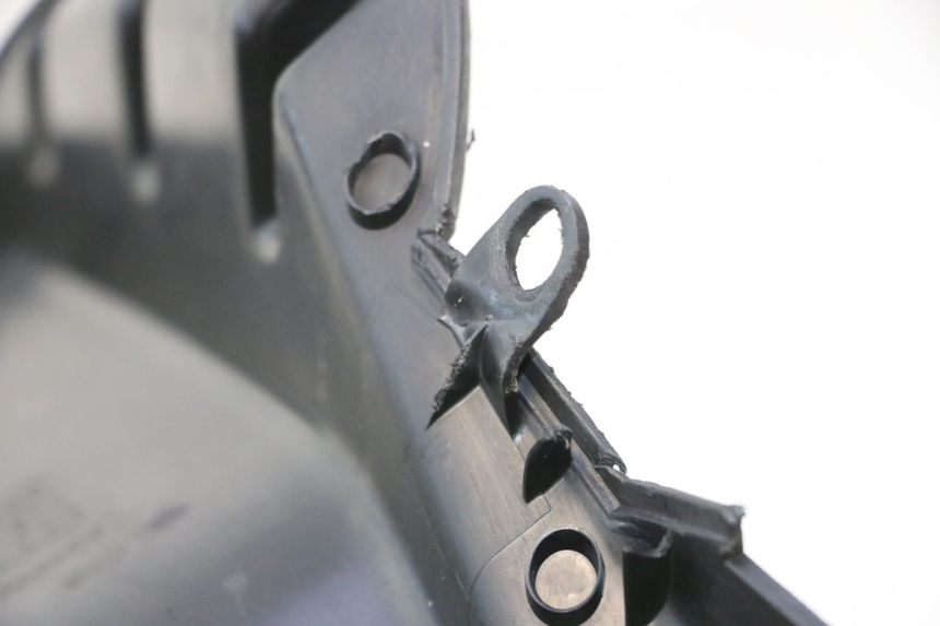 photo de INNER LEGSHIELD PEUGEOT TREKKER 50 (1995 - 2004) - Component detail