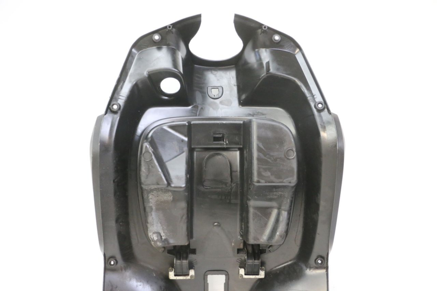 photo de INNER LEGSHIELD PEUGEOT TWEET 4T 50 (2018 - 2022) - Alternative perspective