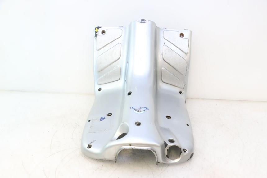 photo de INNER LEGSHIELD PIAGGIO TYPHOON 50 (1993 - 1999) - High-resolution close-up