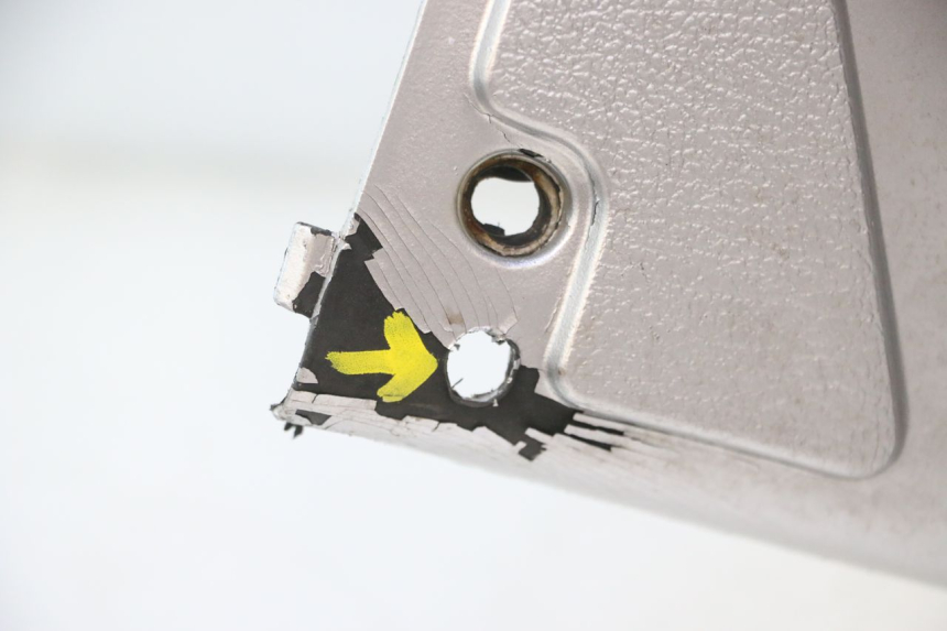 photo de INNER LEGSHIELD PIAGGIO TYPHOON 50 (1993 - 1999) - Detailed visual inspection