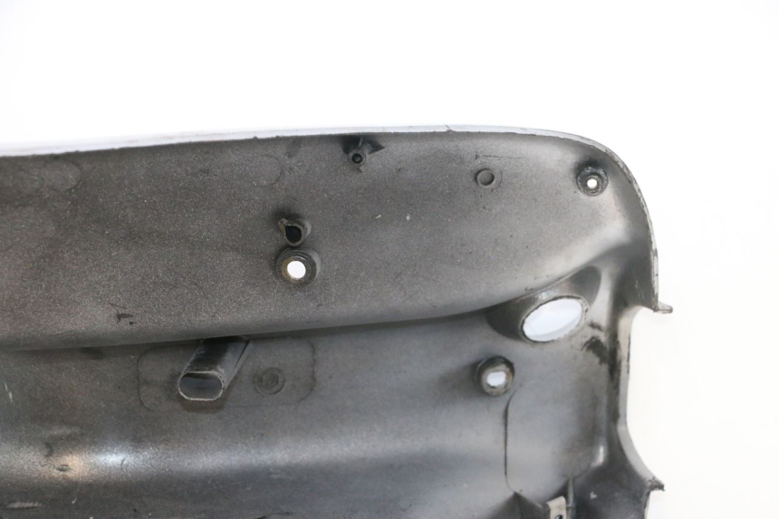 photo de INNER LEGSHIELD PIAGGIO TYPHOON 50 (1993 - 1999) - Alternative perspective