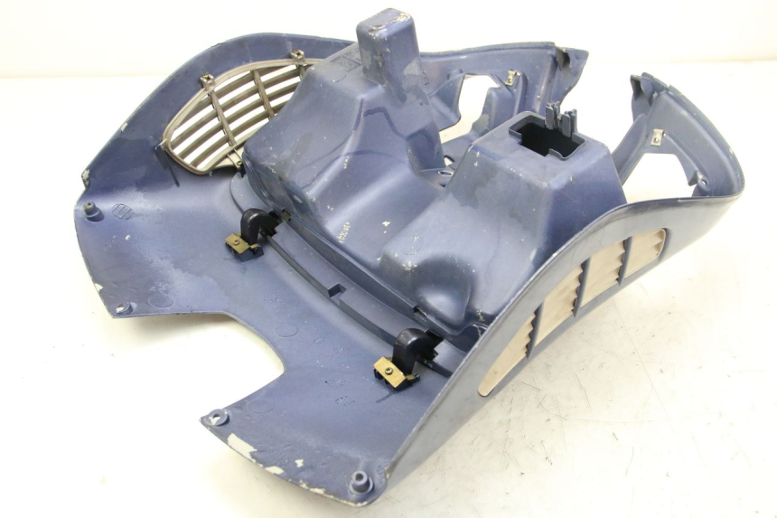 photo de INNER LEGSHIELD PIAGGIO VESPA GRANTURISMO 125 (2003 - 2007) - Product overview