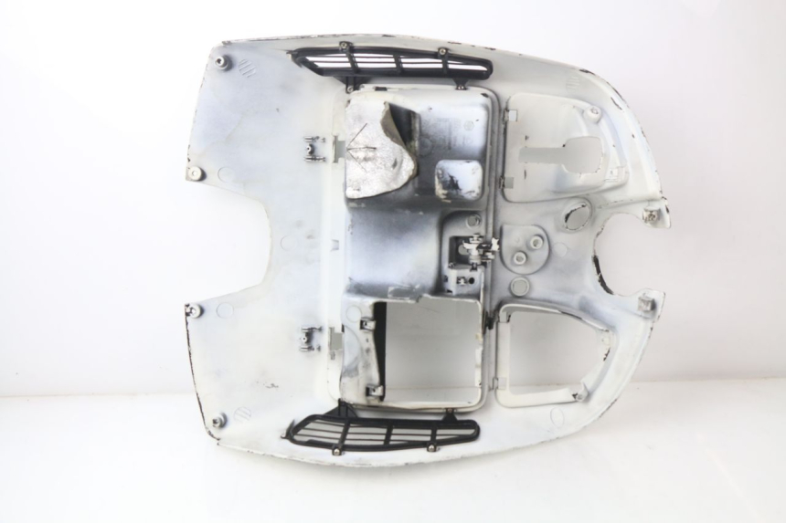 photo de INNER LEGSHIELD PIAGGIO VESPA GTS SUPER IE 125 (2009 - 2016) - Product overview