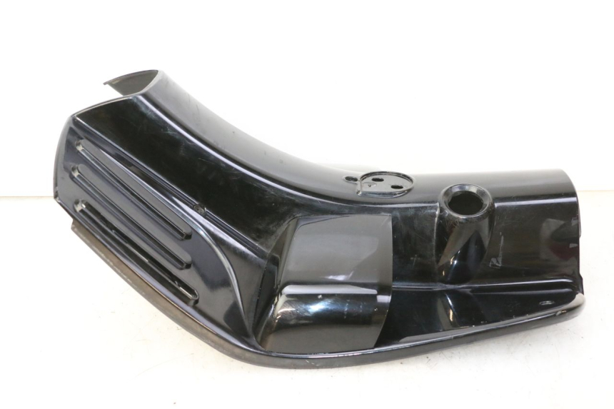 photo de INNER FAIRING PIAGGIO VESPA S 2T 50 (2007 - 2014) - Fixing points details