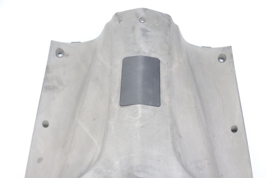 photo de INNER APRON PEUGEOT VIVACITY NEW 2T 50 (2008 - 2017) - Surface and material condition