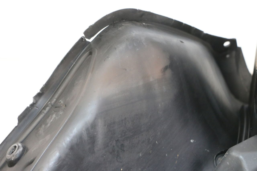 photo de INNER LEGSHIELD YAMAHA X-MAX XMAX ABS 250 (2010 - 2012) - Component detail