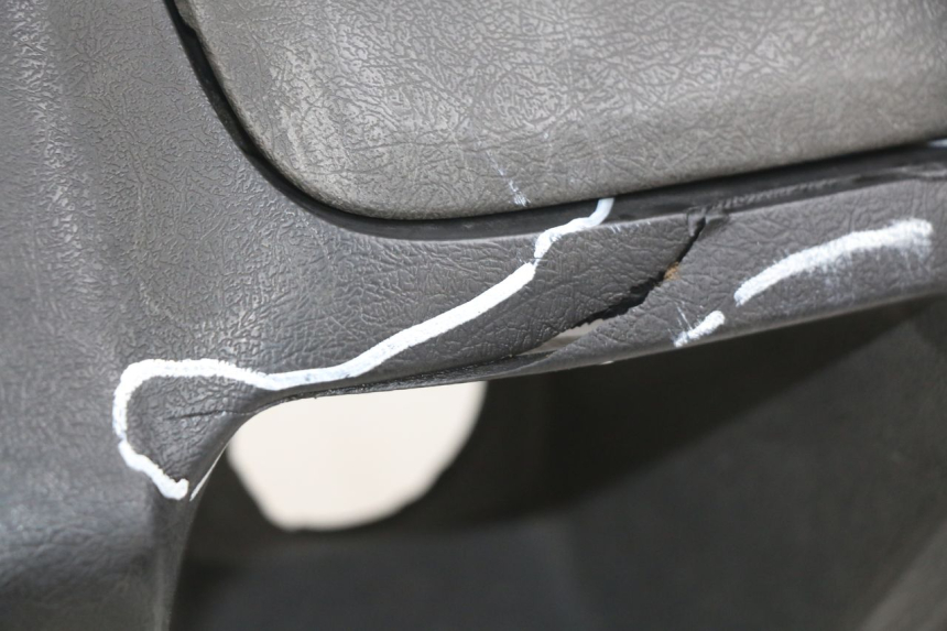 photo de INNER APRON YAMAHA X-MAX XMAX 250 (2006 - 2009) - Additional view of the item