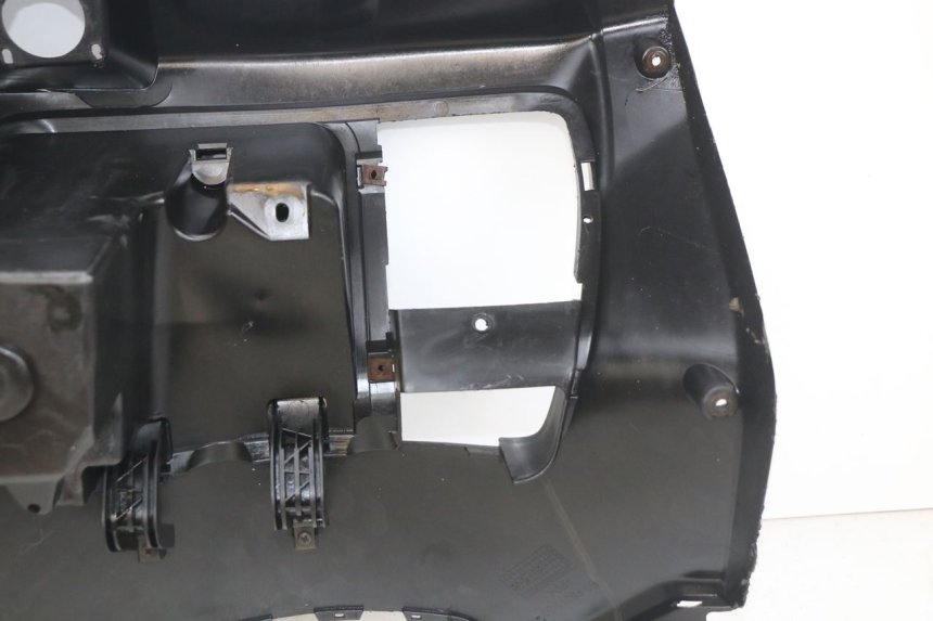 photo de INNER APRON YAMAHA X-MAX XMAX 250 (2006 - 2009) - Technical close-up