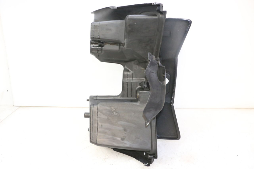 photo de INNER FAIRING YAMAHA X-MAX XMAX 125 (2010 - 2013) - Alternative perspective