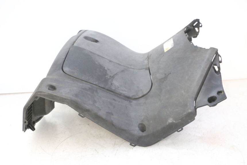 photo de INNER APRON YAMAHA X-MAX XMAX 250 (2006 - 2009) - High-resolution close-up