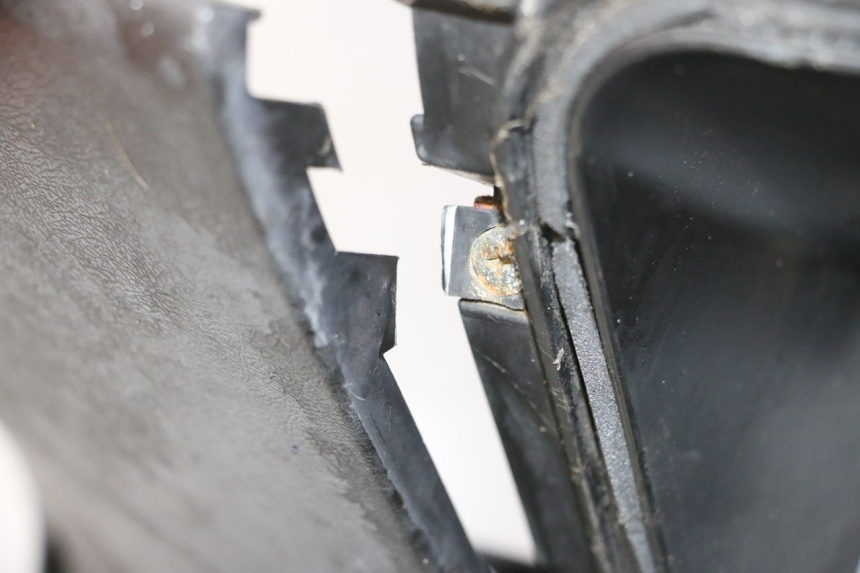 photo de INNER APRON YAMAHA X-MAX XMAX 250 (2006 - 2009) - Zoom on usage condition