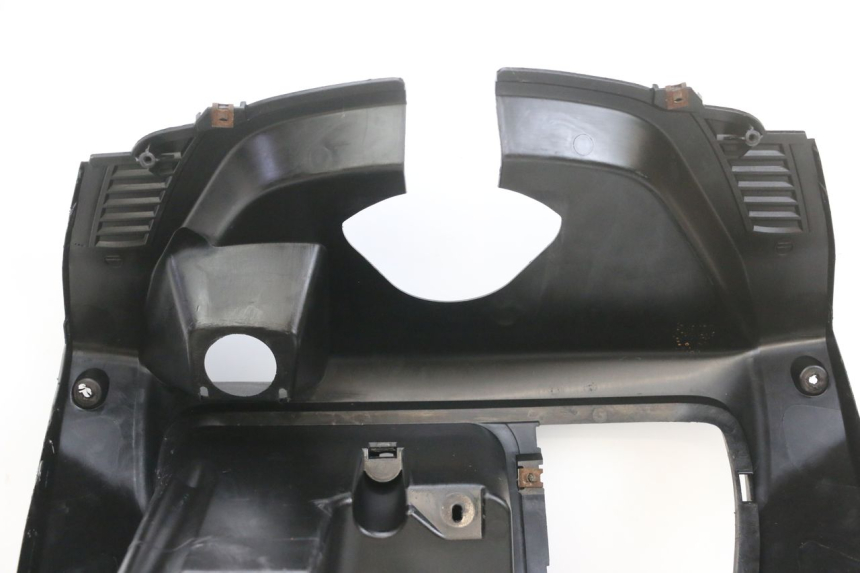 photo de INNER APRON YAMAHA XMAX X-MAX 125 (2006 - 2009) - Technical close-up