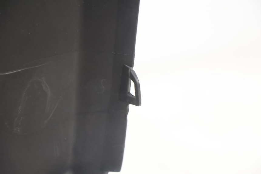 photo de INNER APRON YAMAHA XMAX X-MAX 125 (2006 - 2009) - Component zoom