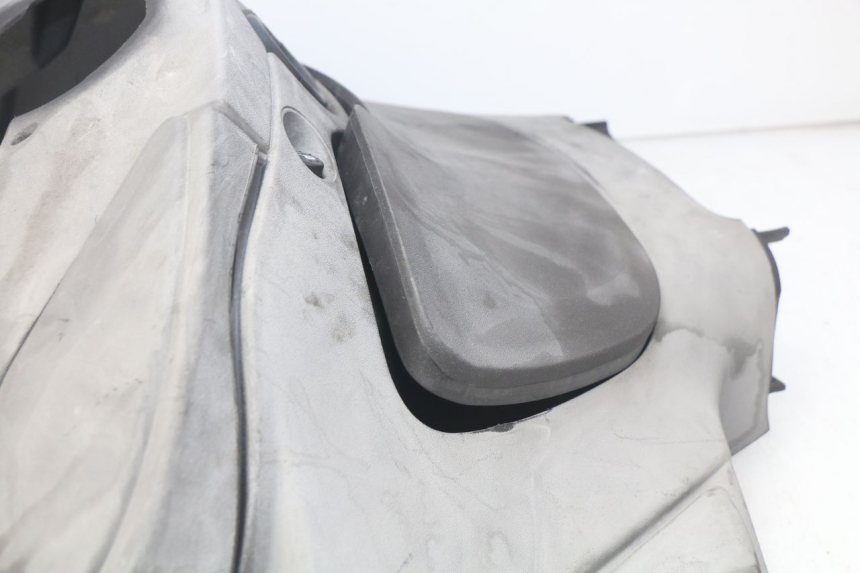 photo de INNER APRON PIAGGIO X9 EVOLUTION 250 (2003 - 2007) - Component detail