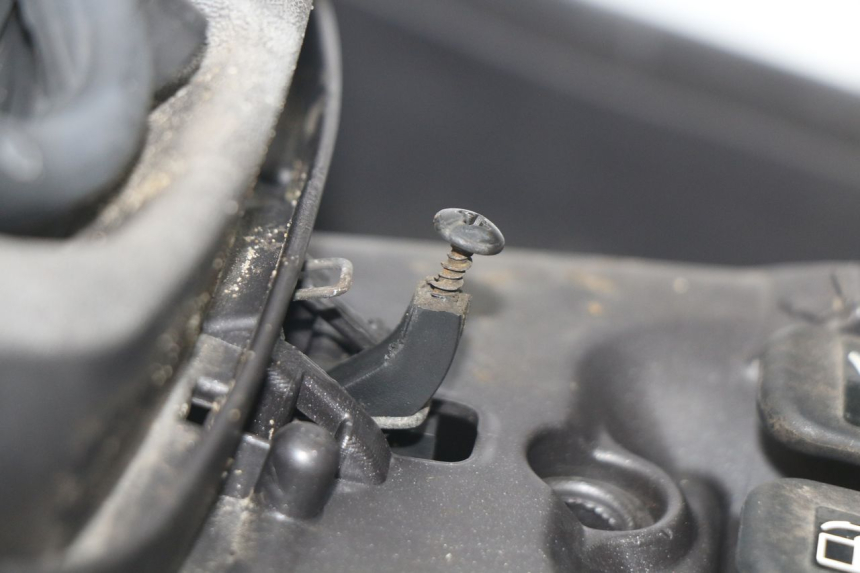 photo de INNER APRON PIAGGIO X9 EVOLUTION 250 (2003 - 2007) - Zoom on usage condition