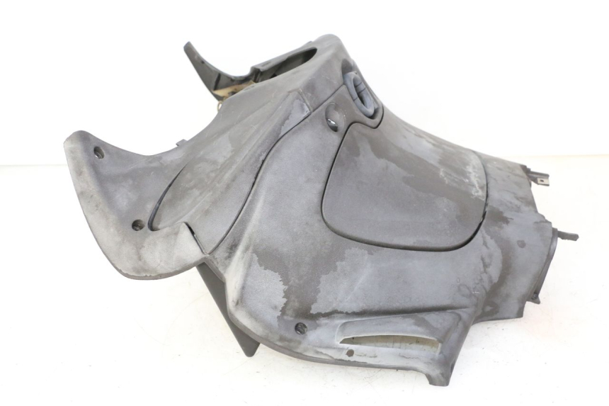 photo de INNER APRON PIAGGIO X9 EVOLUTION 125 (2003 - 2007) - Fixing points details