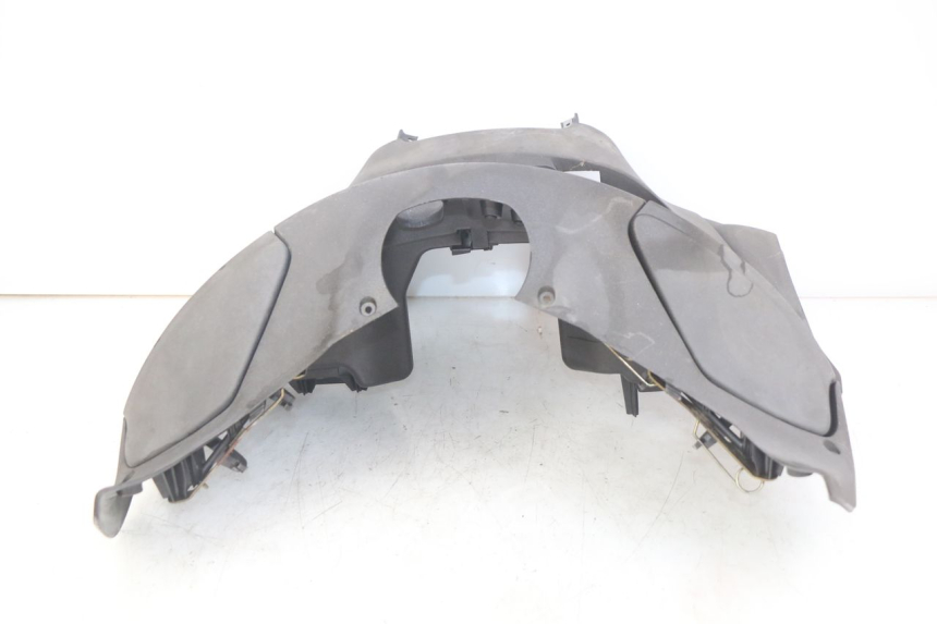 photo de INNER APRON PIAGGIO X9 125 (2000 - 2003) - Additional view of the item