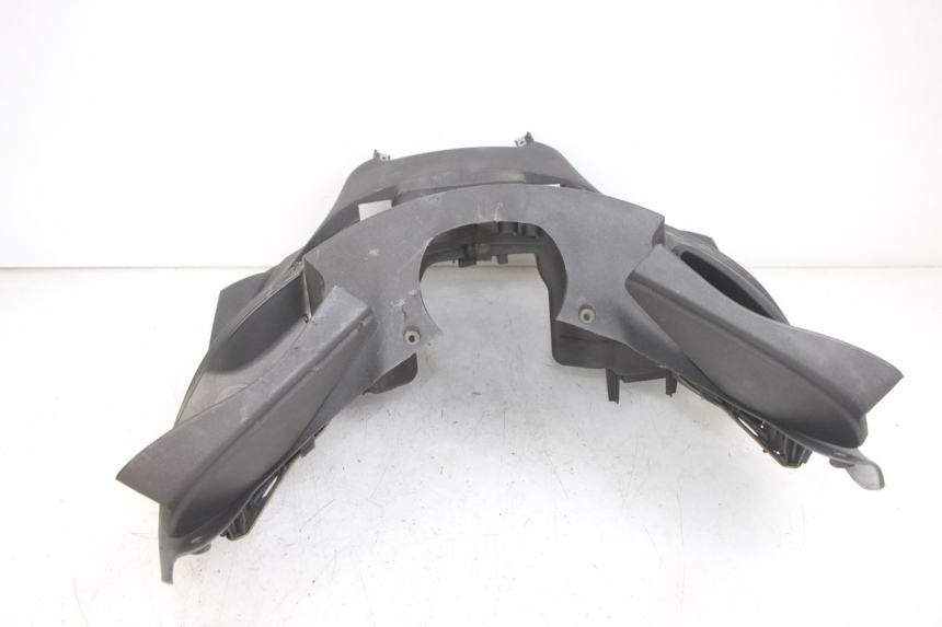 photo de INNER APRON PIAGGIO X9 125 (2000 - 2003) - Fixing points details
