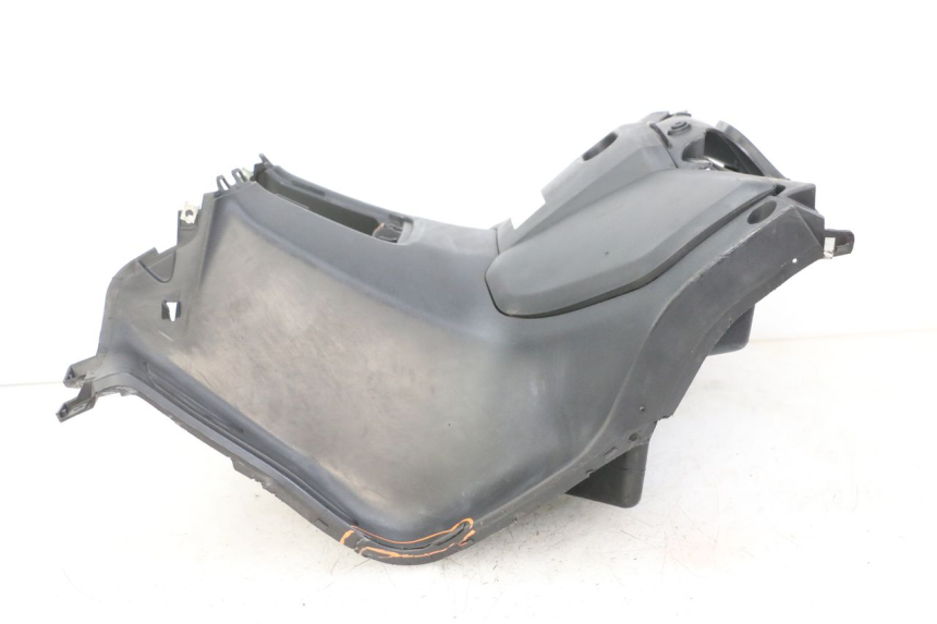 photo de INNER LEGSHIELD YAMAHA X-MAX XMAX ABS 250 (2010 - 2014) - Distinctive features