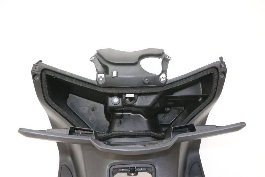 photo de INNER LEGSHIELD YAMAHA X-MAX XMAX ABS 250 (2010 - 2014) - Supplementary product photo