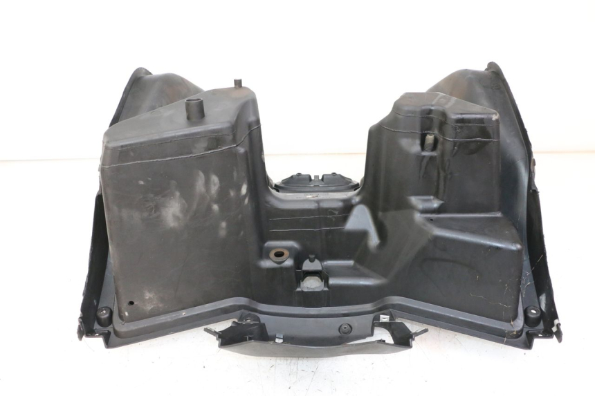 photo de INNER LEGSHIELD YAMAHA X-MAX XMAX ABS 250 (2010 - 2014) - Alternative perspective