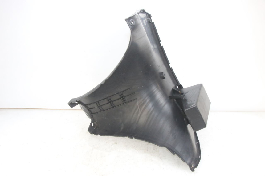 photo de INNER APRON YAMAHA YP MAJESTY 125 (1998 - 2001) - Component detail