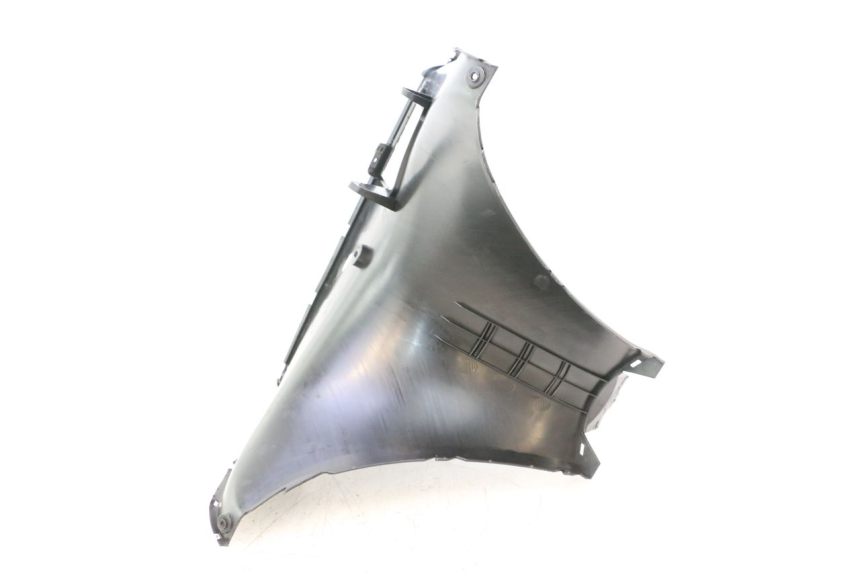 photo de INNER APRON YAMAHA YP MAJESTY 125 (1998 - 2001) - Technical close-up