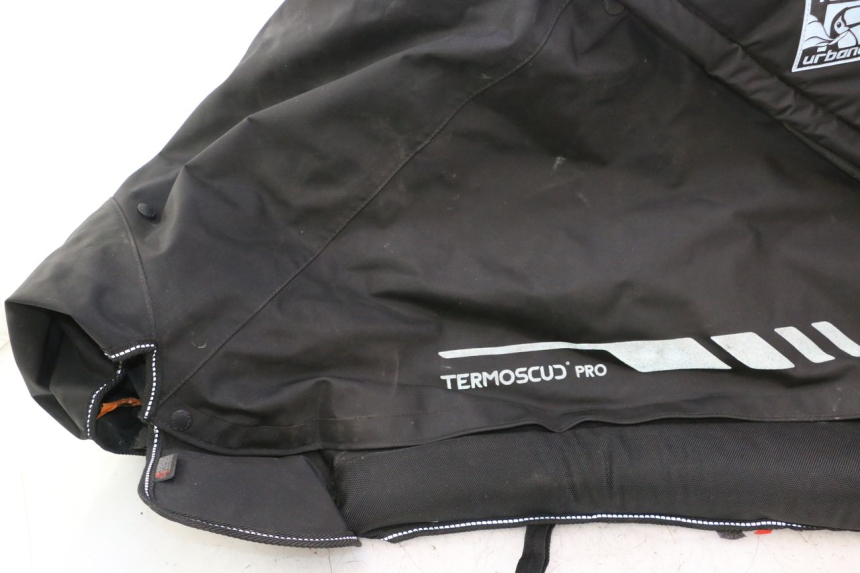 photo de LEG COVER PIAGGIO MP3 HPE 530 (2022 - 2026) - Used quality zoom