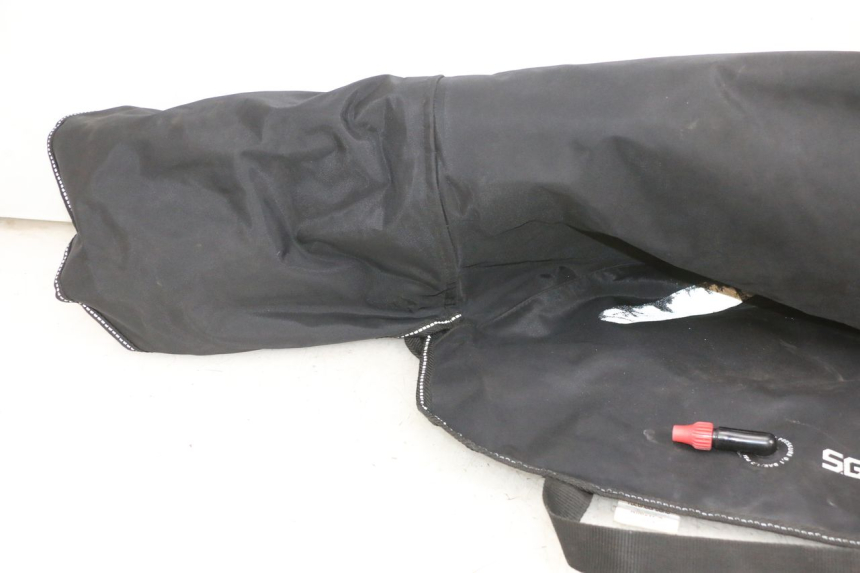 photo de LEG COVER PIAGGIO MP3 500 (2016 - 2018) - Supplementary product photo